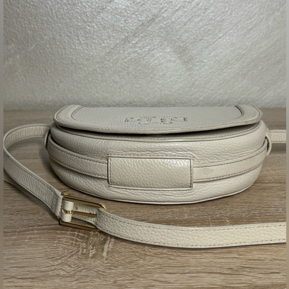 **Tory Burch Pebbled Leather Crossbody Bag in Light Beige - Picture 6 of 17
